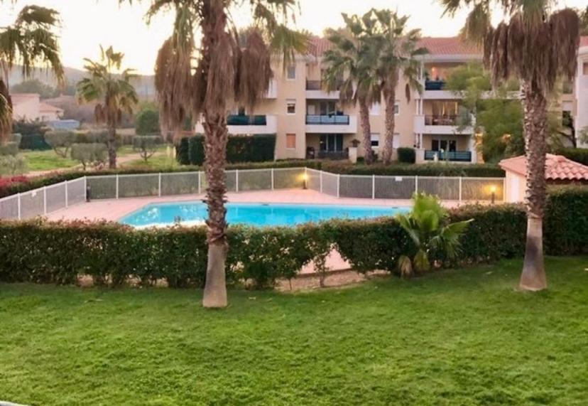 Apartamento L'azureenne Vue Sur Piscine La Seyne-sur-Mer