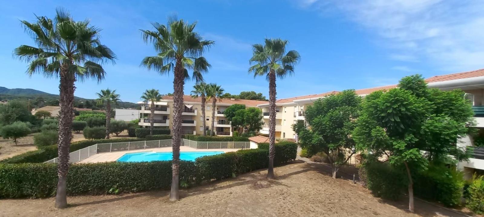 L'azureenne Vue Sur Piscine Apartamento *